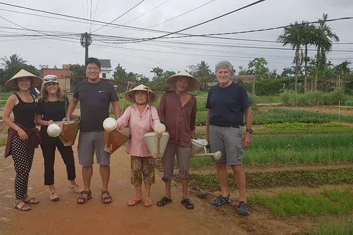 Hands-On Hoi An: Tra Que Vegetable Village, Silk Weaving & Lantern-Making Day Tour photo 3