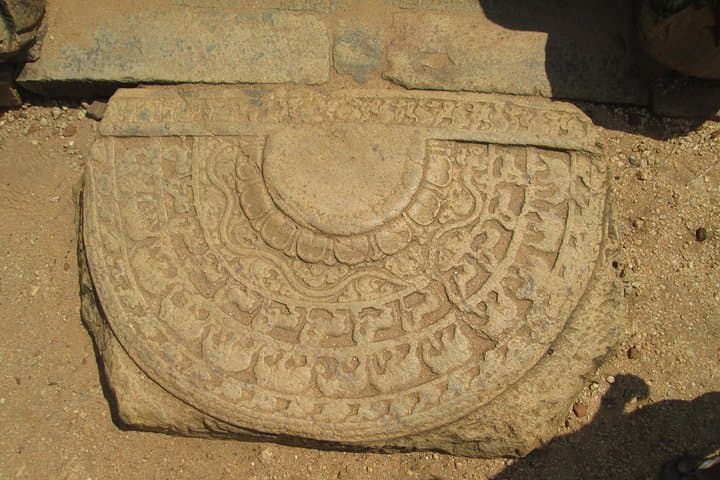 Polonnaruwa Day Tour from Kandy: Explore Gal Viharaya & Ancient City Ruins photo 3
