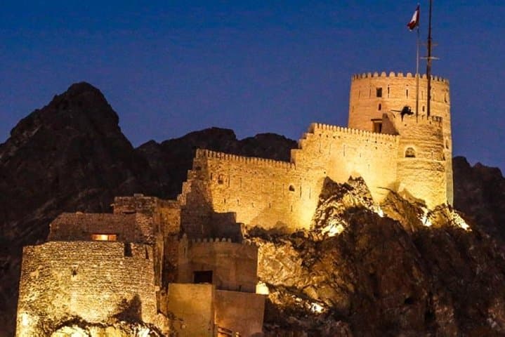Muscat Full-Day City Tour: Palaces, Forts, Muttrah Souq & Grand Mosque photo 3