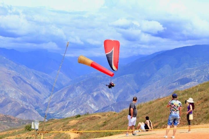 Paragliding Over Chicamocha Canyon: 20-Min Thermal Flights from San Gil photo 6