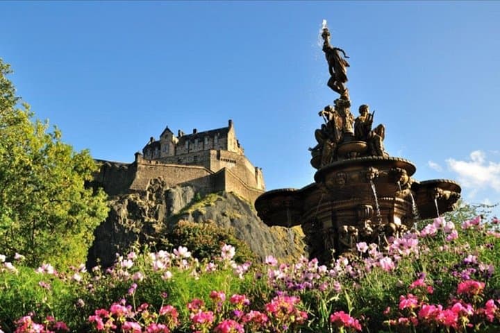 Private 8-Hour Edinburgh City Tour with Brazilian Portuguese Guide photo 4
