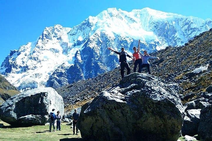 Salkantay Trek to Machu Picchu: Classic 5-Day Llactapata Route