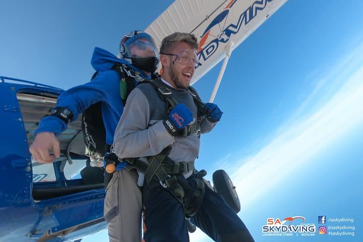 Tandem Skydive Over Lake Alexandrina — SA Skydiving Adelaide Experience photo 2