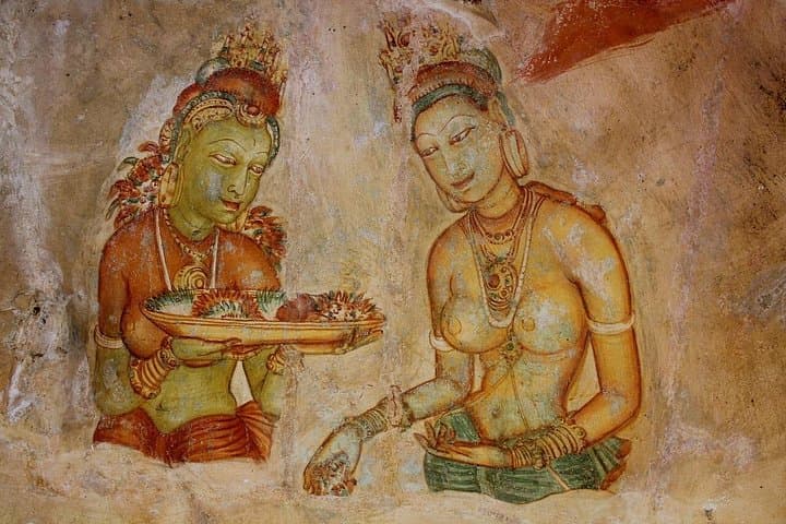 Sigiriya & Dambulla Day Tour: Climb Lion Rock and Explore the Golden Cave Temple photo 2