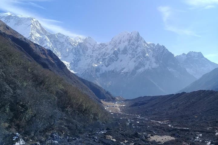 Manaslu and Tsum Valley Trek: 12-Day High Himalayan Circuit in Nepal photo 3