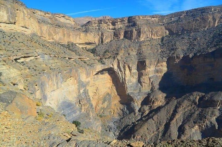 Jebel Shams Balcony Walk: Rim Hike and Al Hamra Village Day Trip from Muscat photo 6