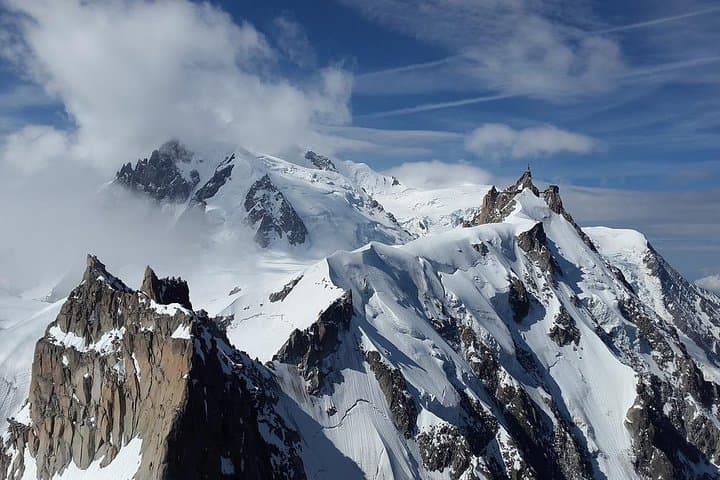 Aiguille du Midi Cable Car and Summit Guide: Chamonix 3,842m Panorama photo 3