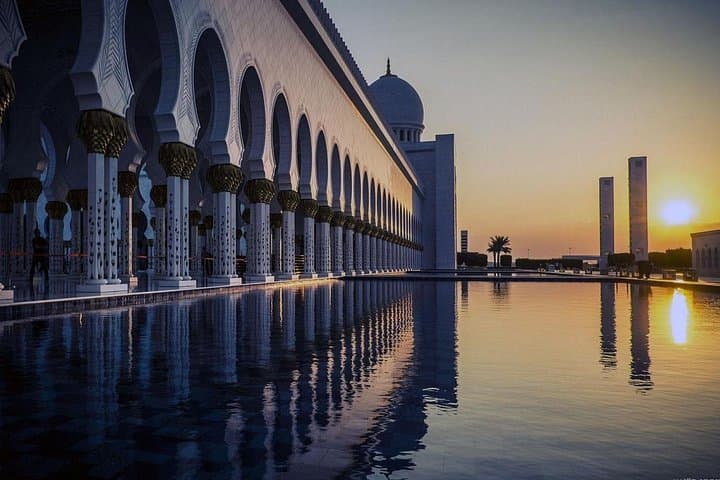 Private Abu Dhabi Tour: Sheikh Zayed Grand Mosque, Louvre Abu Dhabi & Emirates Palace Tea photo 3
