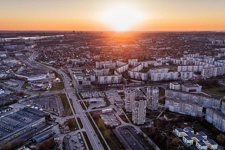 Private Luxury Van Tour of Riga: 4–8 Hour English Chauffeur Service photo 4