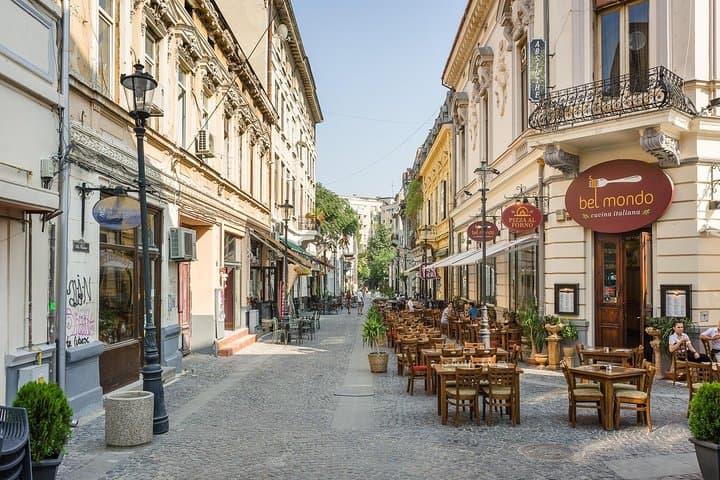 Bucharest by Bike: Half-Day Guided City Cycling Tour photo 5