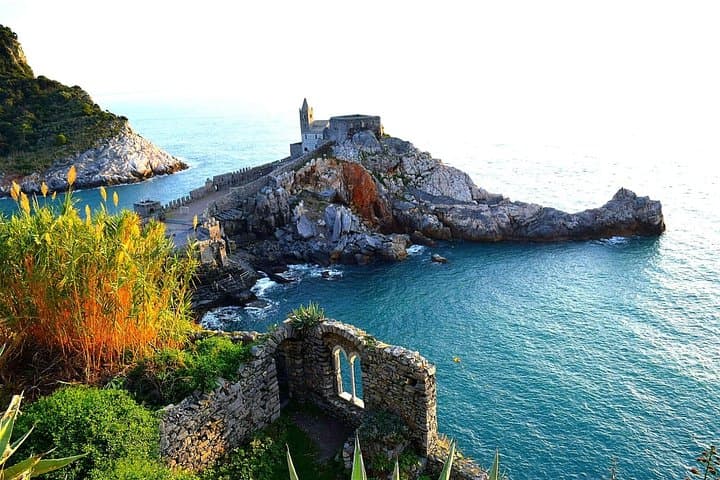 Cinque Terre Shore Excursion from La Spezia: Riomaggiore, Manarola & Vernazza in a Day photo 6