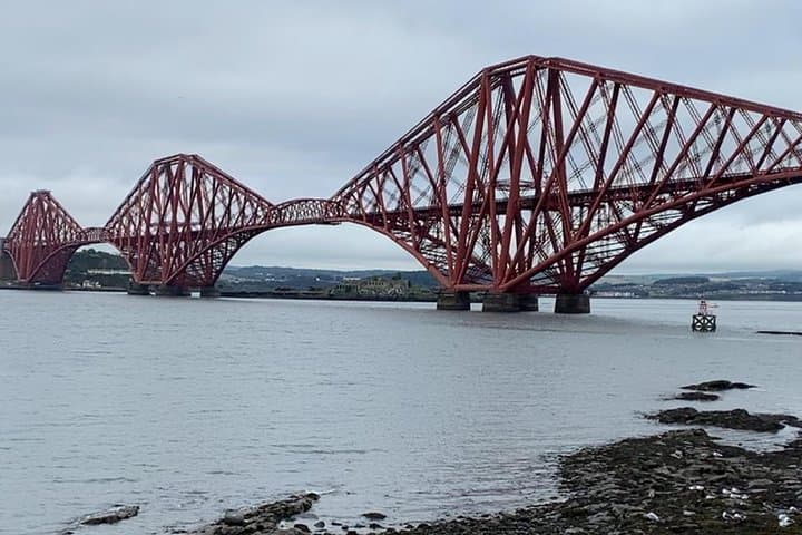 Outlander Filming Locations Private Tour from Edinburgh — Portuguese Guide (9‑Hour) photo 3