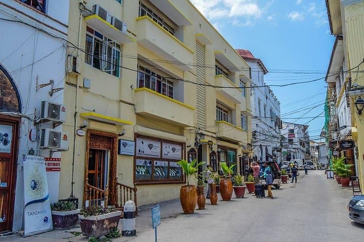 Stone Town Walking Tour: 3-Hour History, Markets & Slave Chambers in Zanzibar