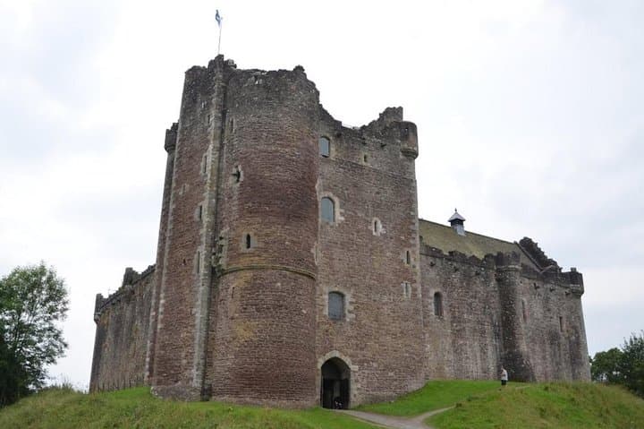 Outlander Filming Locations Private Tour in Edinburgh — Portuguese Guide photo 5