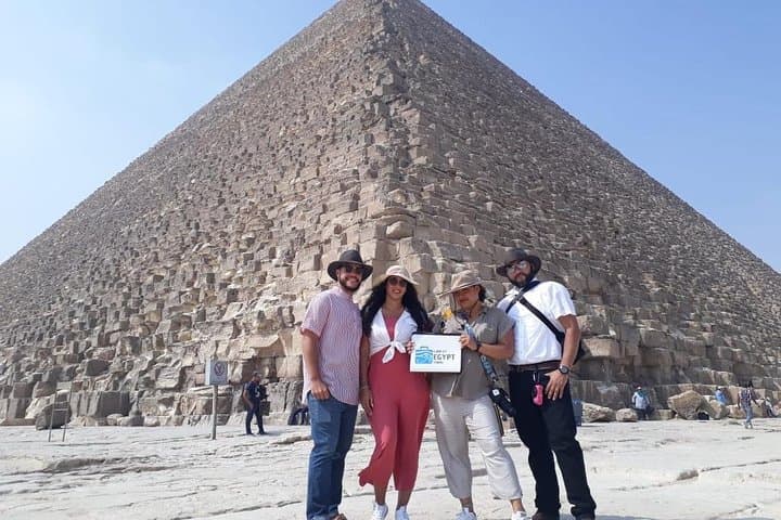 Luxor to Cairo by Flight: Full-Day Giza Pyramids & Egyptian Museum Tour photo 3