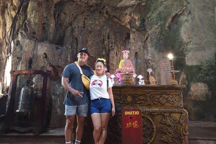 Discover Da Nang: Marble Mountains & Ancient Hoi An photo 5