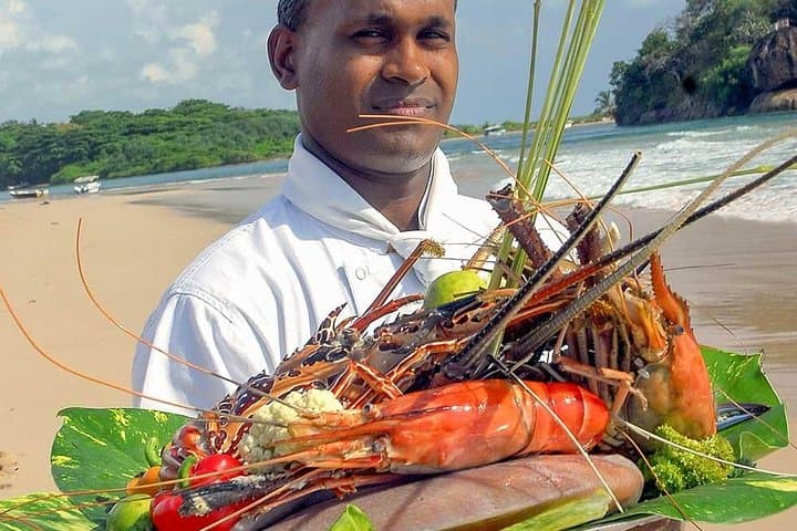 Bentota Seafood Tour: Coastal Seafood Tasting and Shoreline Drive