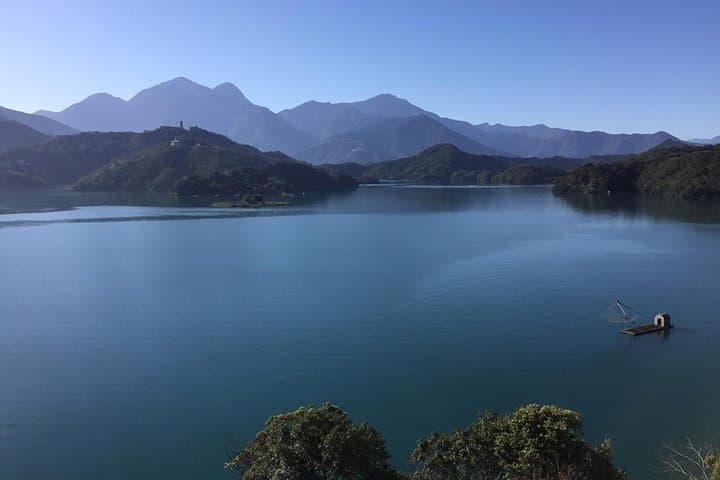 4-Day Central and Southern Taiwan Tour — Sun Moon Lake, Kaohsiung & Kenting photo 2