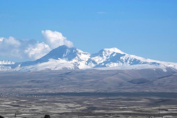 Mount Aragats, Amberd & Saghmosavank: Private Day Tour from Yerevan photo 4