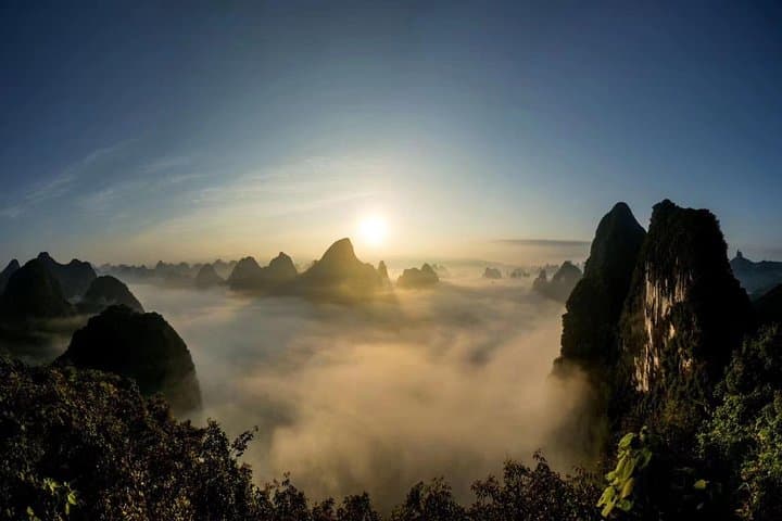 Yangshuo Xianggong Hill Sunrise & Longji Rice Terraces Private Day Tour — Sunrise Over the Li River and Century-Old Terraces photo 3