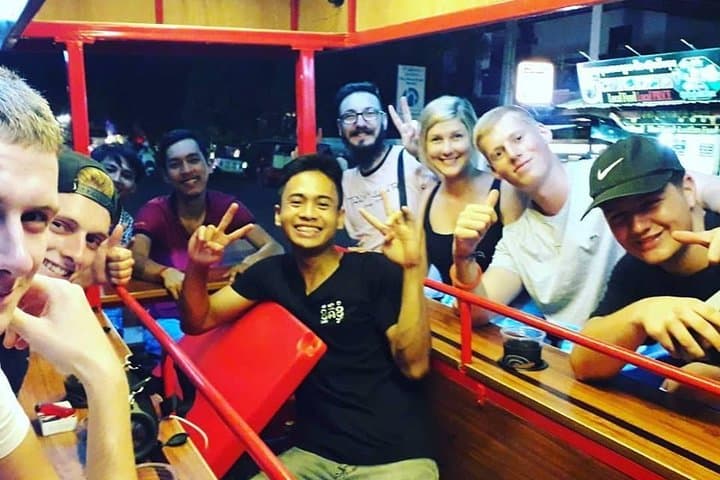 Siem Reap Bar Cycle: 1-Hour Pre-Game Pub Crawl on a Pedal-Powered Bar photo 4