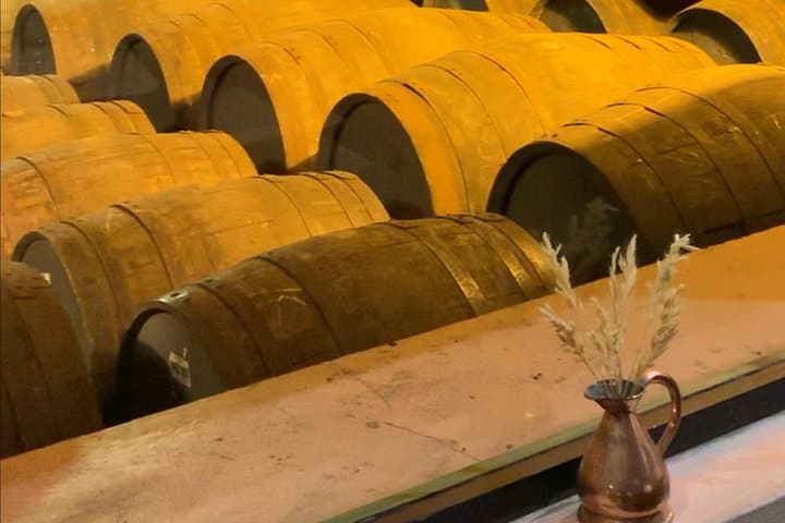 Stirling Castle and Scotland's Oldest Whisky Distillery — Private Portuguese Tour from Edinburgh photo 5