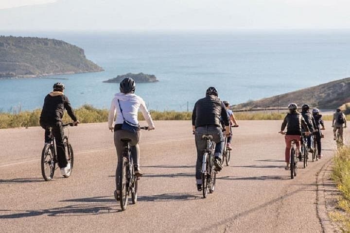 Cycling Tour in Nafplio: Palamidi Castle to Karathona Beach Picnic photo 3