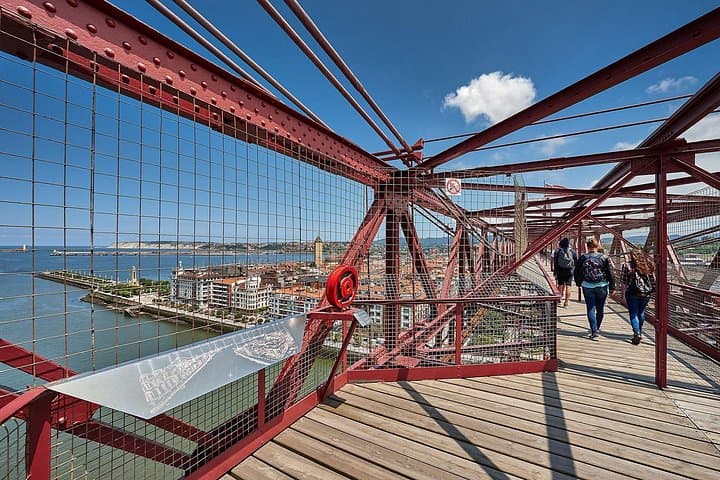 Getxo and Vizcaya Bridge Day Tour from Bilbao: Beaches, Mansions & the Transporter Bridge