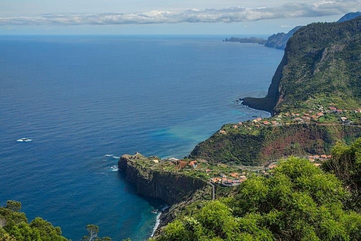 Madeira Private Jeep Safari Full-Day: Pico do Areeiro, Santana & Cabo Girão photo 2