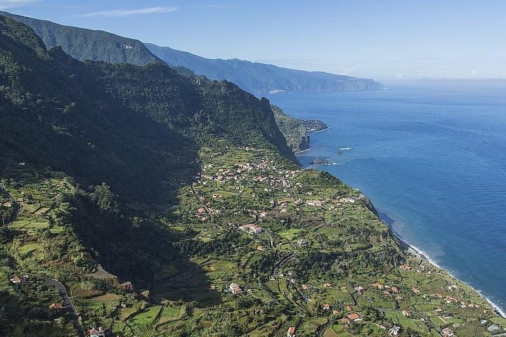 Madeira Private Jeep Safari Full-Day: Pico do Areeiro, Santana & Cabo Girão photo 4