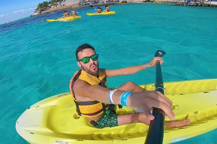 Royal Garrafón Park VIP: Kayak, Snorkel & Zip Lines on Isla Mujeres