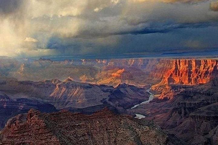Grand Canyon Coach and Railroad Excursion from Flagstaff: Scenic Rail Journey and South Rim Tour photo 2