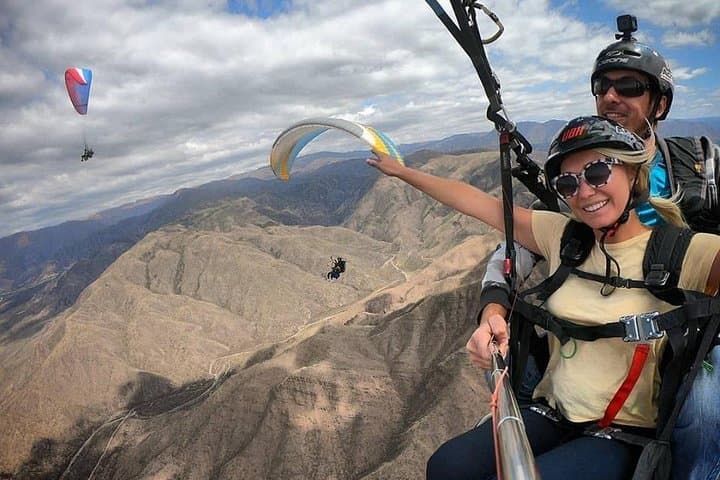 Mendoza Height Flight: Scenic Panoramic Flight Over the Andes and City