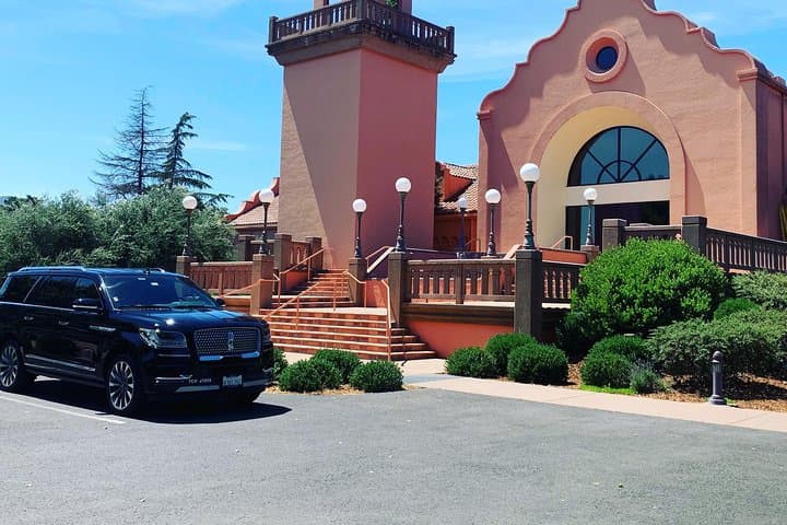 Private Napa and Sonoma Wine Tour — 6-Hour Chauffeured Tasting Experience photo 2