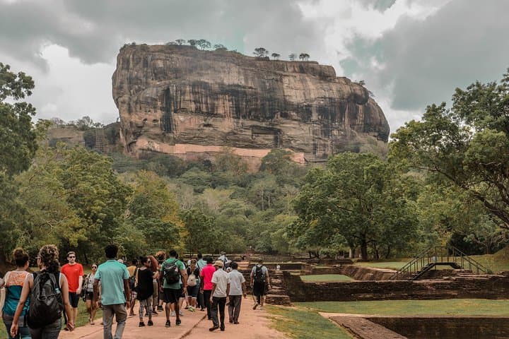 Spiritual Freedom: 14-Day Cultural Triangle & Sigiriya Tour in Sri Lanka photo 2