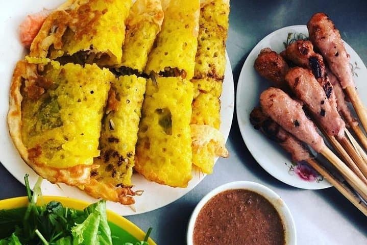 Full-Day Da Nang & Hoi An Food and Sightseeing Tour: Lady Buddha, Marble Mountains & Night Markets photo 2