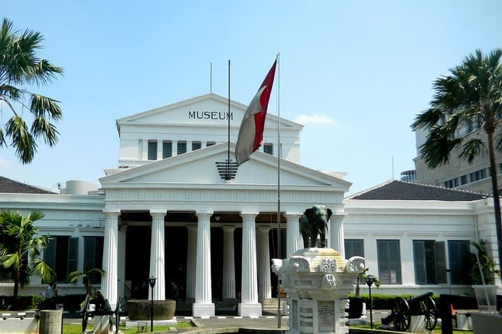 Jakarta City Tour: Explore Batavia, Glodok & Sunda Kelapa with Lunch