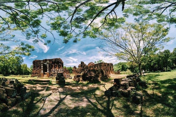 Full-Day My Son Sanctuary & Hoi An Ancient Town Tour from Da Nang