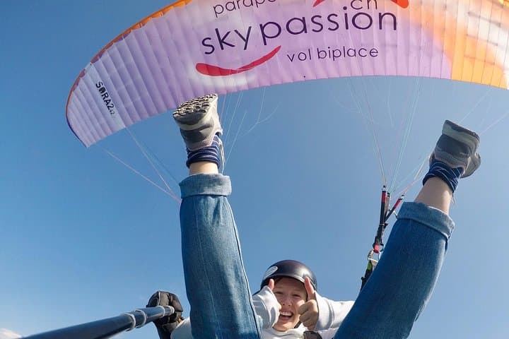 Tandem Paragliding from Sonchaux: Lake Geneva Flight over Château de Chillon photo 3