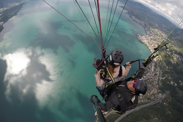 Tandem Paragliding from Sonchaux: Lake Geneva Flight over Château de Chillon photo 6