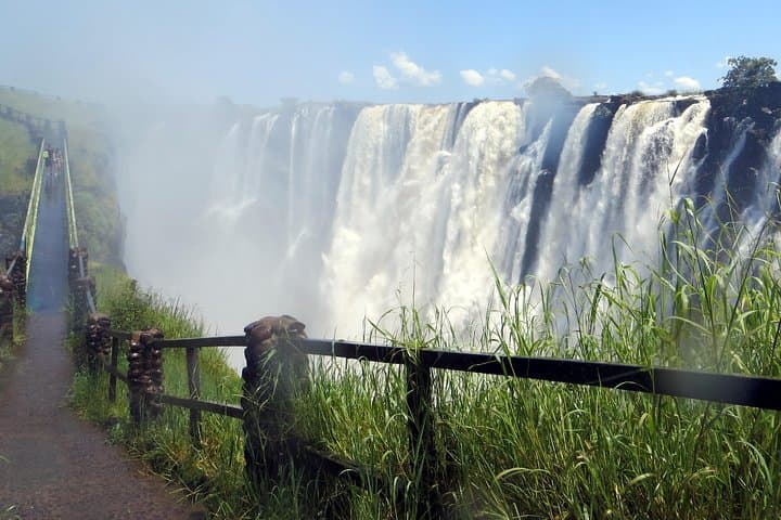 Walking the Edge: Guided Tour of Victoria Falls (Zimbabwe) photo 2