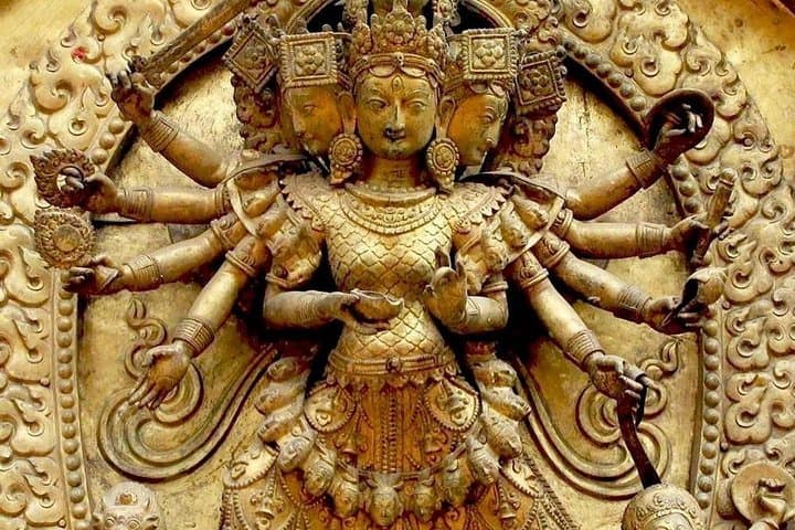 Changu Narayan & Bhaktapur Durbar Square: Private Day Tour from Kathmandu