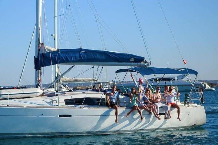 Sailing the Barcelona Coast: Private 2- or 4-Hour Boat Rental with Skipper photo 5