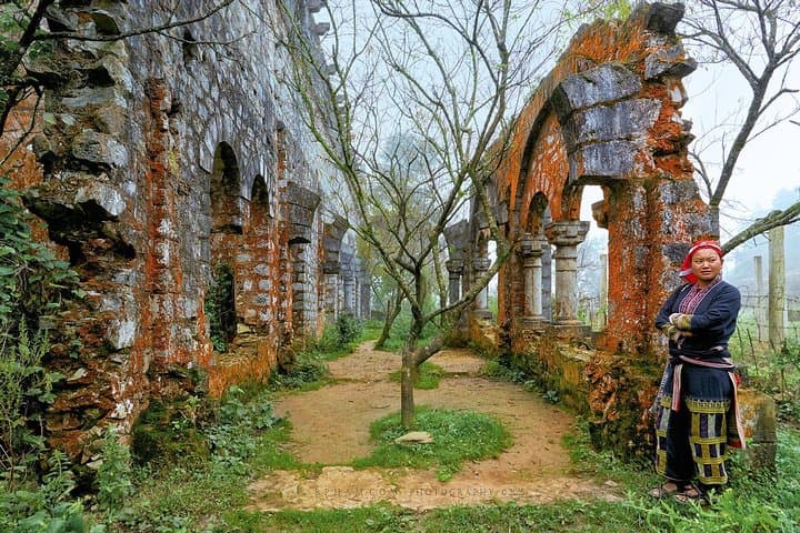 Ta Phin Red Dao Village Trek & Traditional Herbal Bath in Sapa photo 4