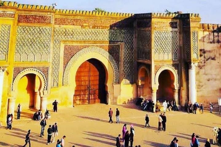 Day Trip from Fez to Volubilis, Moulay Idriss & Meknes — Roman Ruins and Imperial Gates