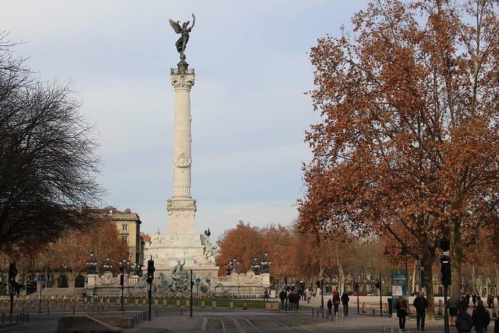 Private Walking Tour of Bordeaux Old District — Grand Théâtre to Place de la Bourse photo 5