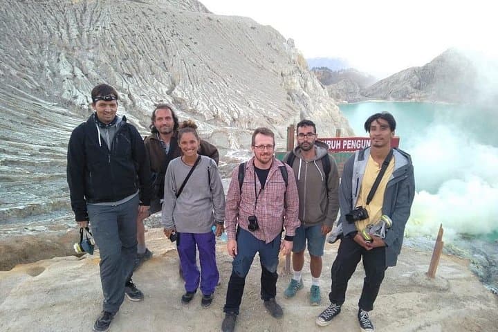 Kawah Ijen Midnight Blue Fire Hike from Banyuwangi — Blue Flame & Sulfur Miners