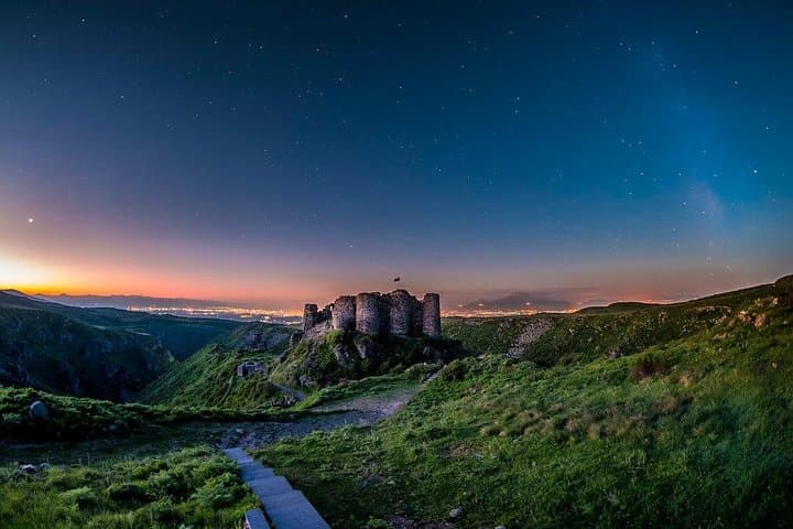 Private Guided Tour to Amberd Castle and Kasagh Gorge from Yerevan