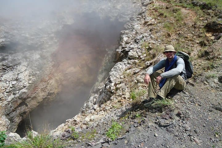 El Hoyo Volcano Hike: Craters, Fumaroles & Panoramic Views Near León photo 5