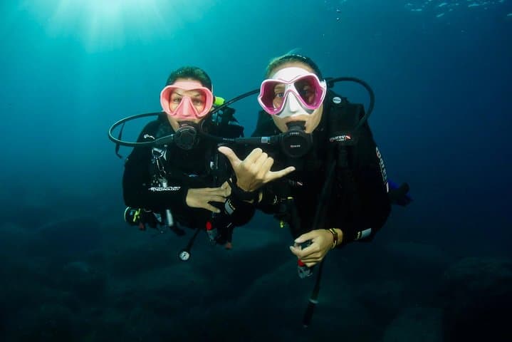 Try Scuba Diving on Elba Island: Beginner SSI Dives photo 2
